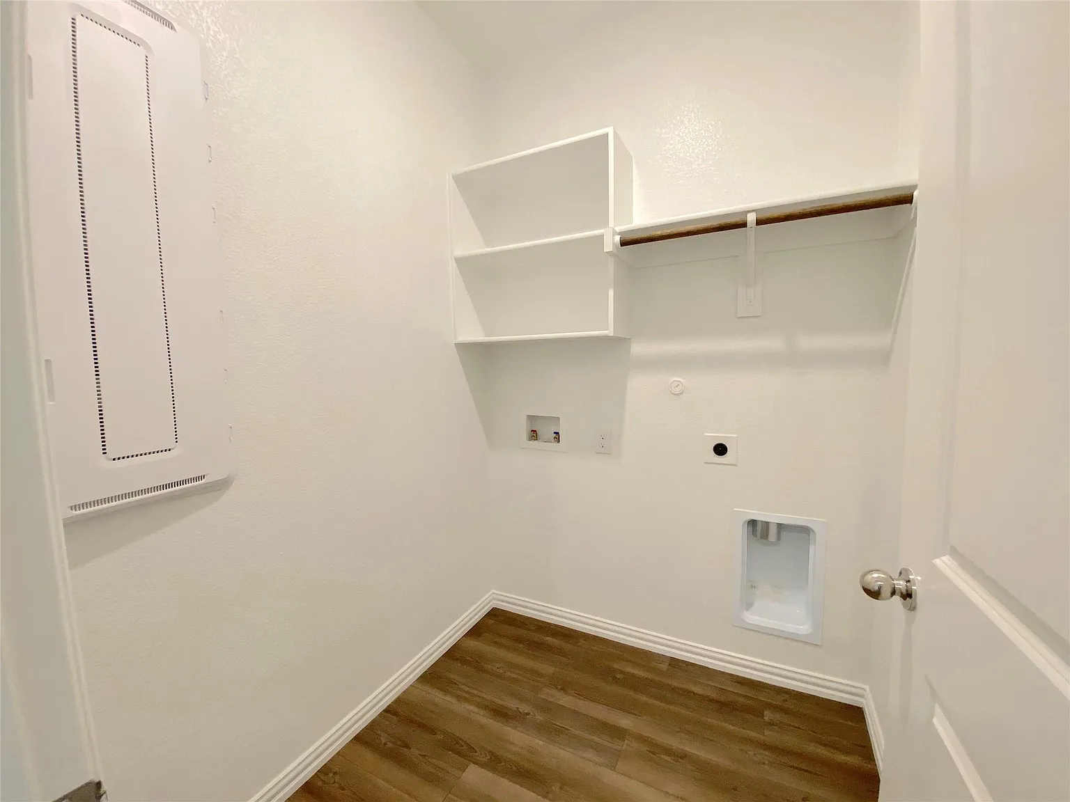 3 bed, 1606 sqft, $2,100 — Photo 4