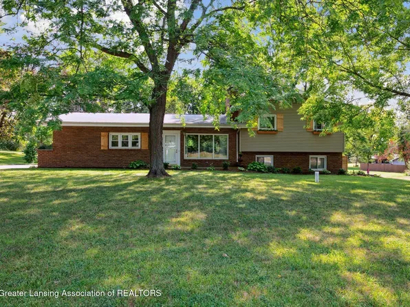 5480 Blue Heron Dr, Alma, MI 48801