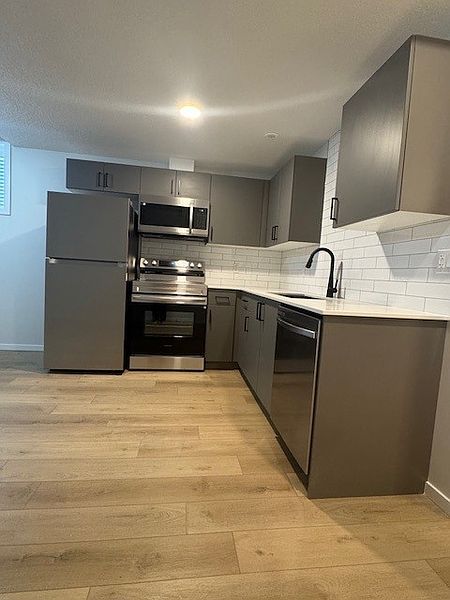 Fort Saskatchewan House for rent - 1 Bedroom — photo 24