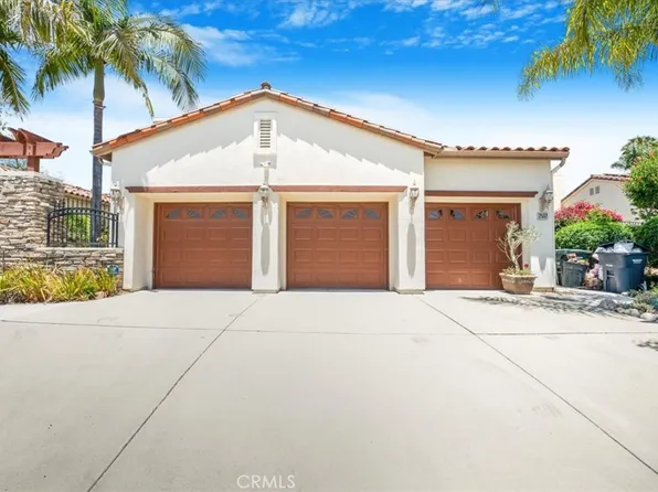 2507 Round Meadow Ct, Fallbrook, CA 92028