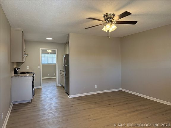 3rd image of 1809 E 2nd St APT 12