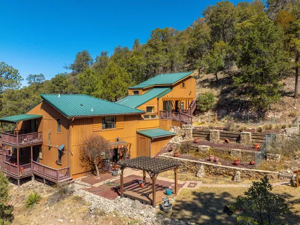 71 Trinidad Ave, Timberon, NM 88350