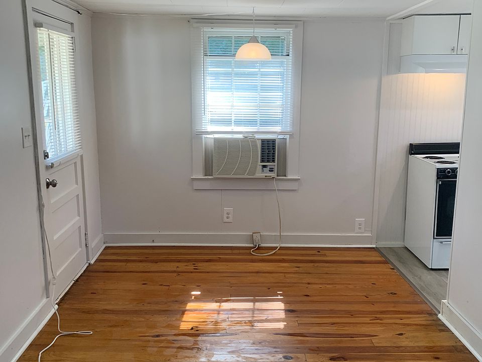Dining nook