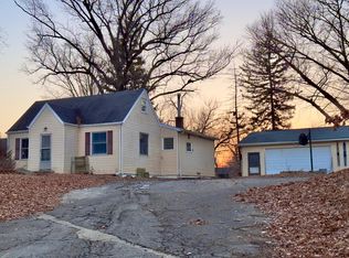 6611 Canadian Cross Dr, Springfield, IL 62711