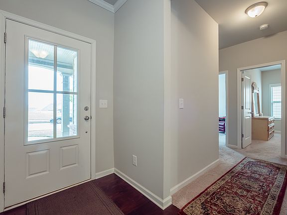 5th image of 4574 Bagwell Dr