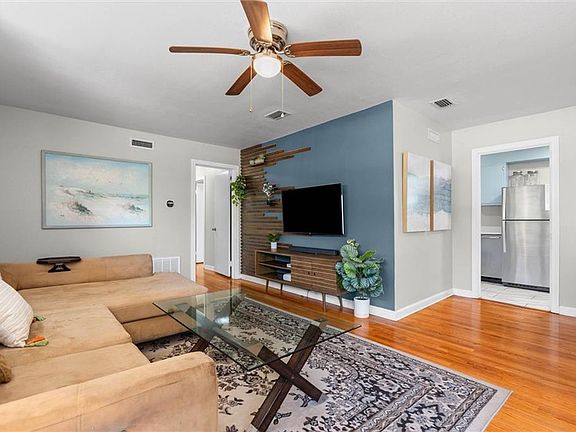 4th image of 407 Laborde Dr