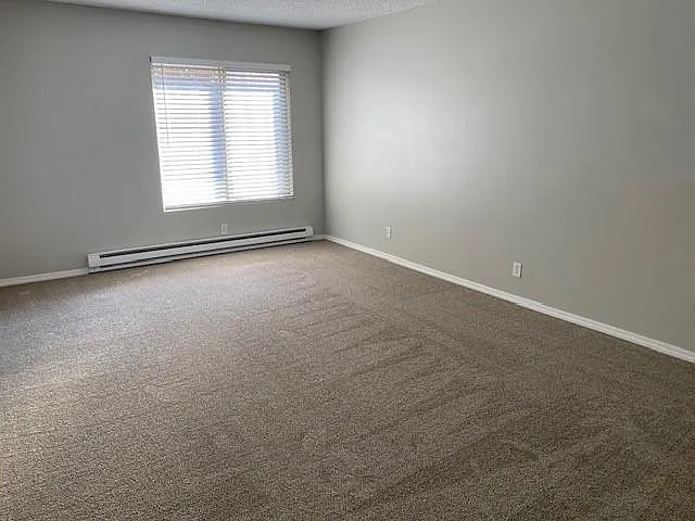 Brittany House Apartments — Photo 24