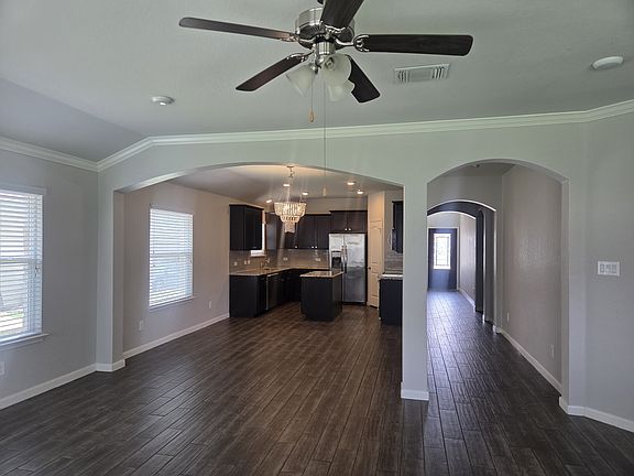 2nd image of 945 Cypress Ml