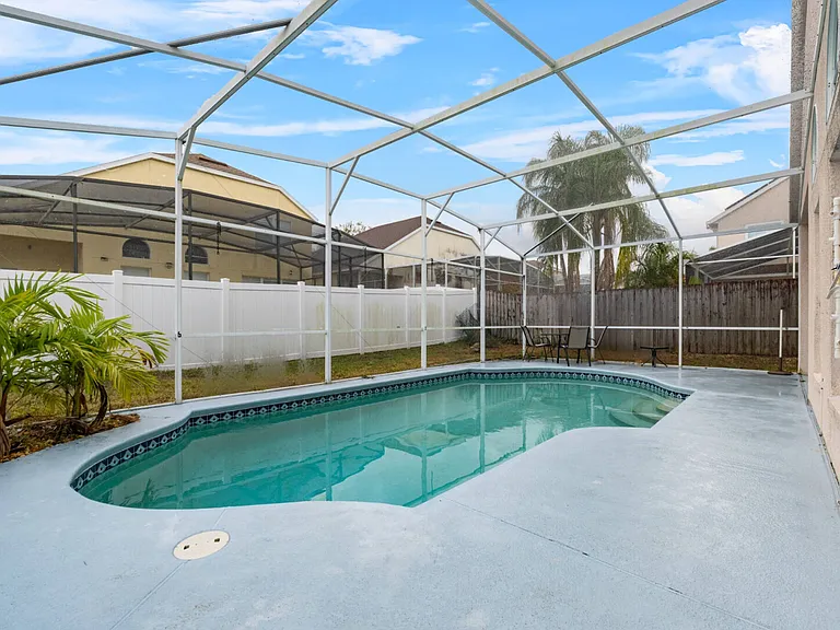 Riggs Cir — Photo 32