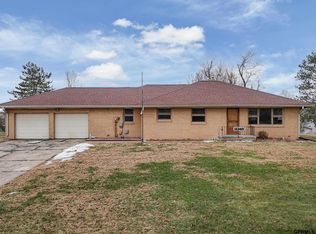 11340 Old Maple Rd, Omaha, NE 68164