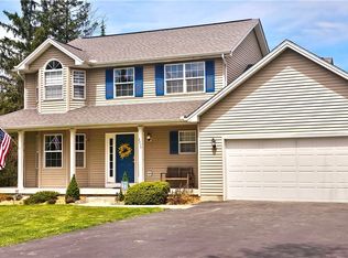 2276 Lakeview Rd, Lake View, NY 14085