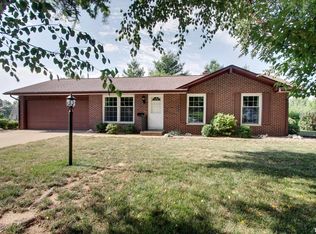 3612 Meadowbrook Rd, Quincy, IL 62305