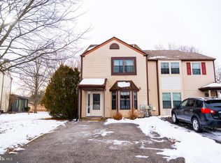 641 Whittier Dr, Warminster, PA 18974