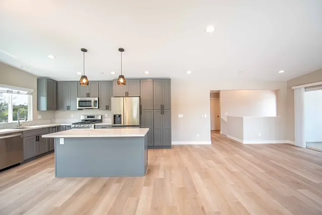 6161 Tarragona Dr — Photo 3