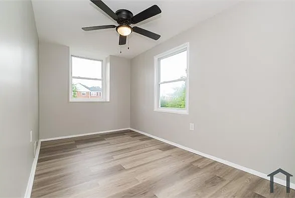 1335 Mantle St — Photo 15