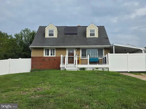 209 Ridgely Rd, Glen Burnie, MD 21061