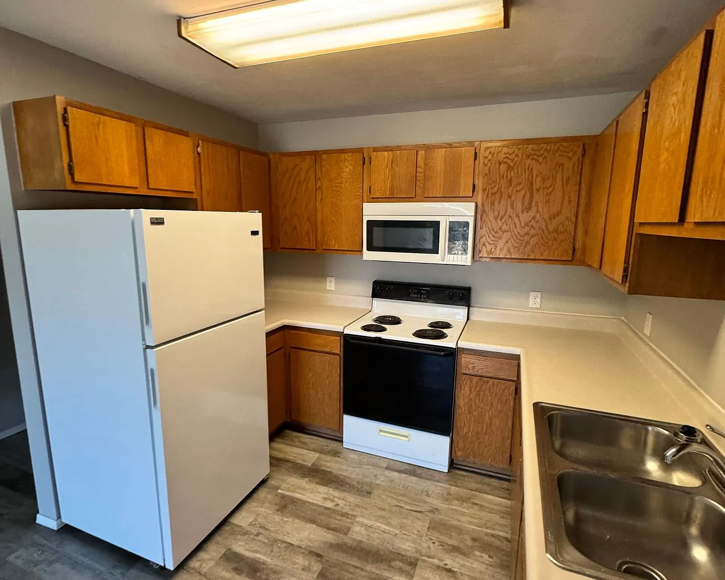 Boone 24-Unit (Country View) — Photo 2