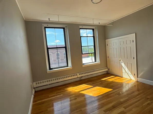 3 Central Sq APT 306, Keene, NH 03431