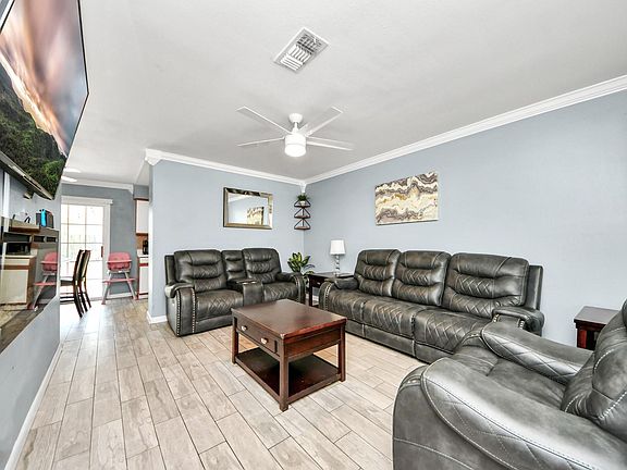 4th image of 1306 Camden Rd