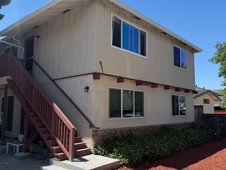 831 Opal Dr — Photo 1