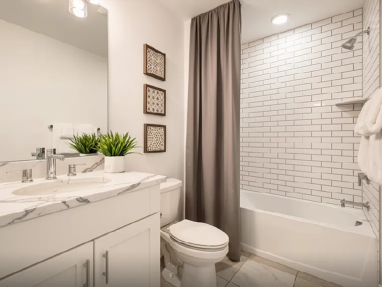 603 Shore Ct — Photo 4