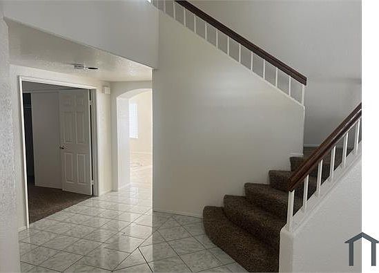 2nd image of 16725 Arroyo Park Dr