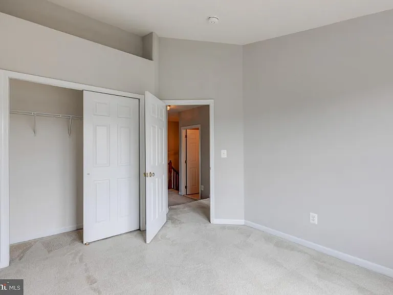 25286 McIntyre Sq — Photo 28