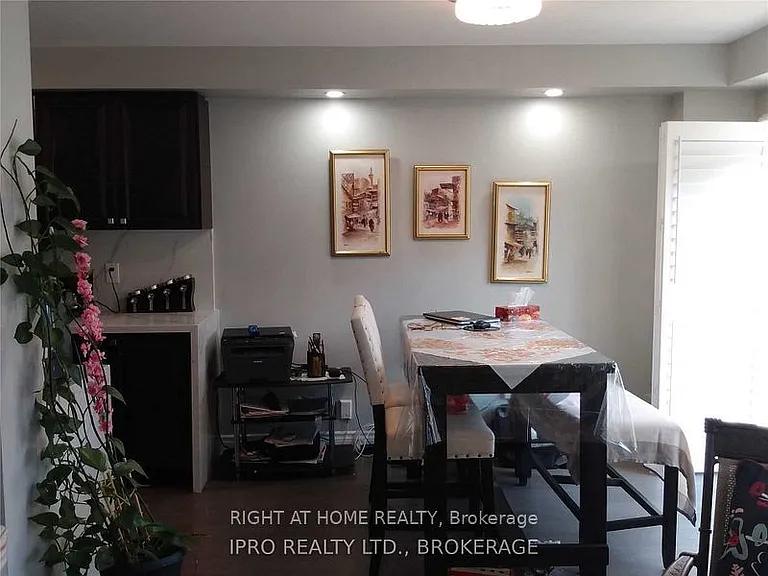 20 Bradshaw Dr — Photo 11