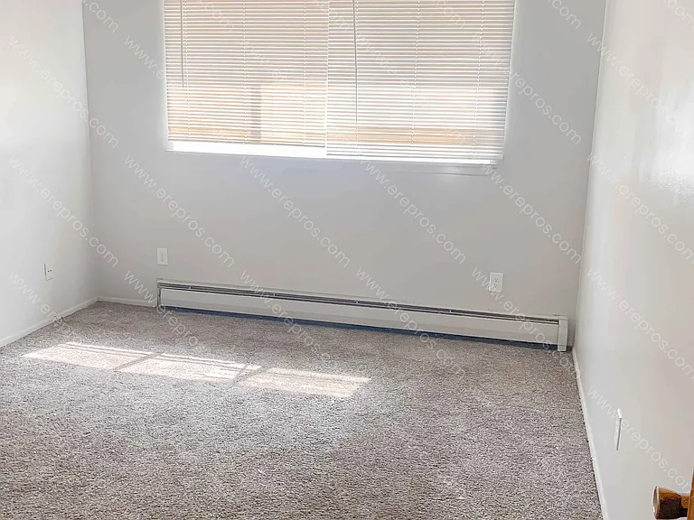 23405 Fenkell Ave #C1 — Photo 8