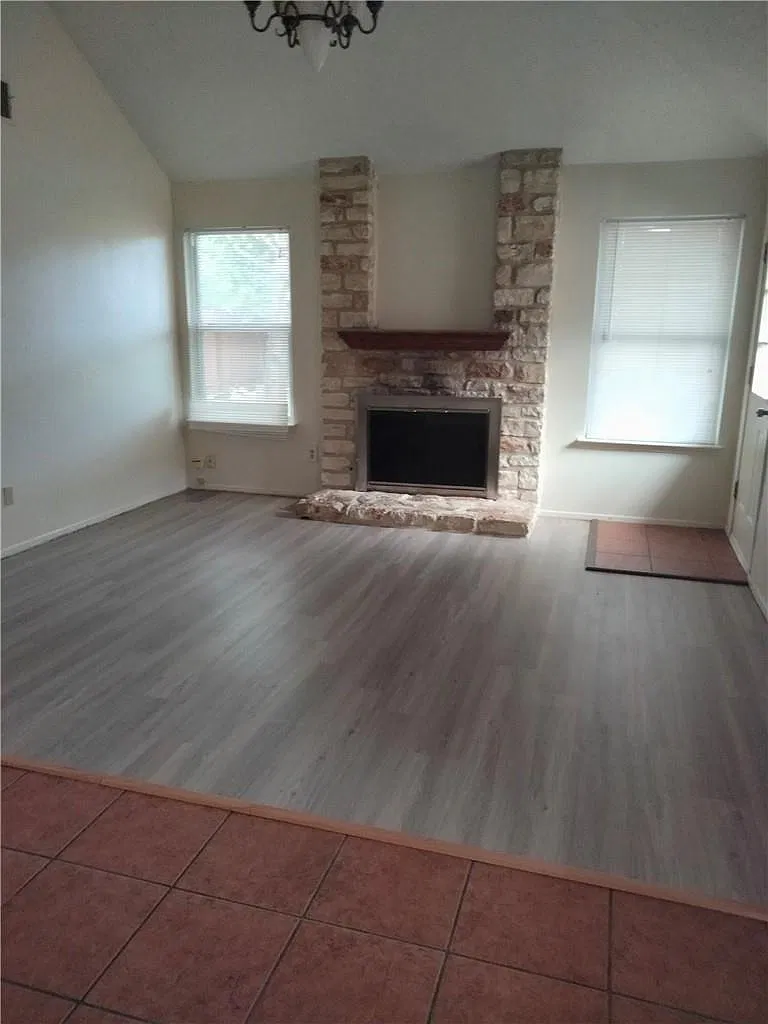 3 bed, 2.0 bath, 1313 sqft, $1,650 — Photo 4