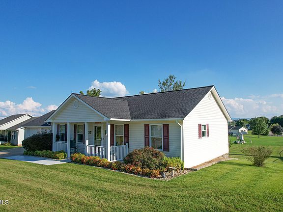 5th image of 37 Fairview Ridges Dr