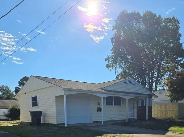 706 Lemaster Ave, Hampton, VA 23669