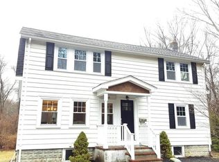 564 Summer Ave, Reading, MA 01867