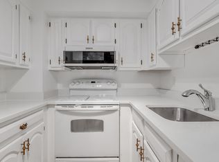 357 Commercial St APT 219, Boston, MA 02109