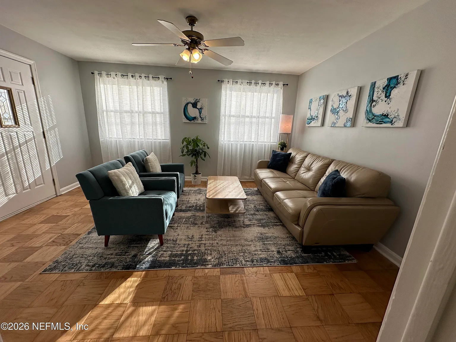 3 bed, 1.0 bath, 1014 sqft, $1,750 — Photo 2