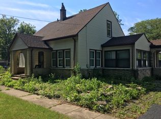 17455 Common Rd, Roseville, MI 48066