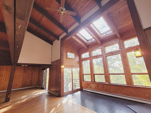 4th image of 277 Lund Farm Way