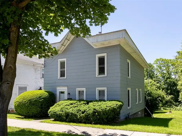 8 Main St, Geneseo, NY 14454