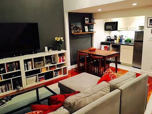 Rented by Sky Management | media 10