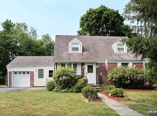 344 Florence St, New Milford, NJ 07646