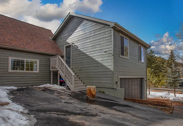 1255 Michael Ln #B — Photo 11