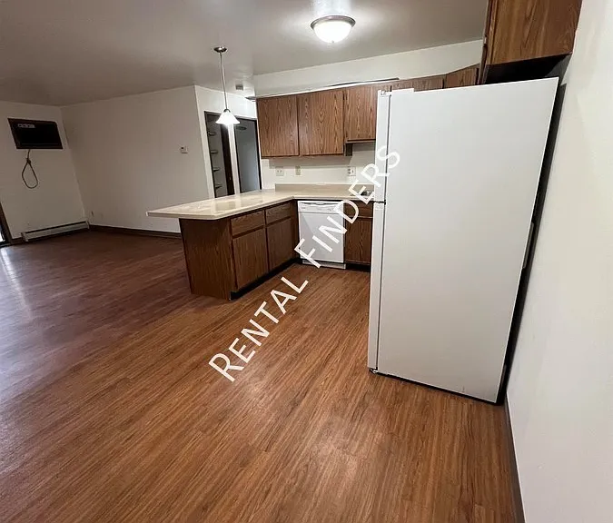 129 E Mitchell Ave #6 — Photo 2