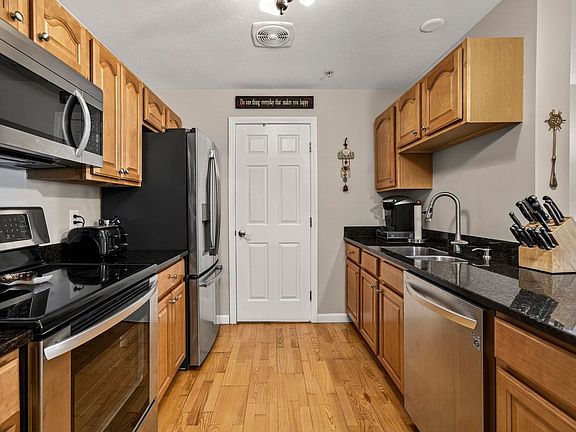 5th image of 65 Fordway Extension #4111