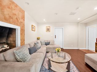 2500 Benedict Canyon Dr, Beverly Hills, CA 90210