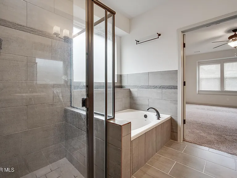 11393 Bullseye St — Photo 20