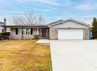 659 N Beech Daly Rd, Dearborn Heights, MI 48127