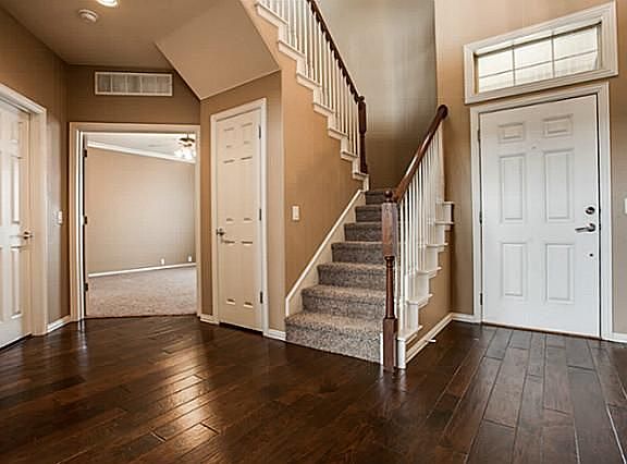3rd image of 5172 Rolling Hills Dr