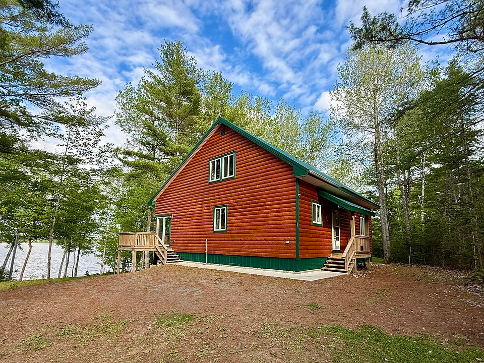 1st image of 8 Breezy Knoll Lane