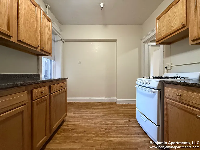 1810 Commonwealth Ave #41 — Photo 4
