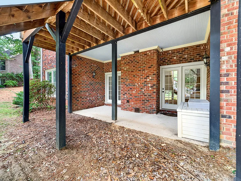 18716 Hammock Ln — Photo 51